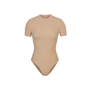 Brand new!!! SKIMS bodysuit XXS/XS